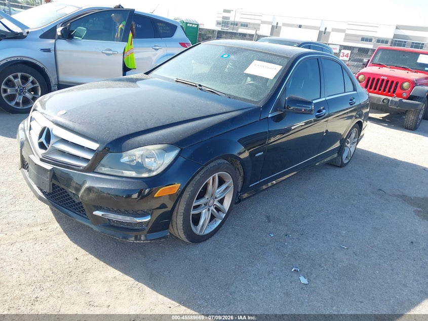 2012 Mercedes-benz C-klasse VIN WDDGF4HB7CR223930 IAAI salvage auction — NORMAL WEAR, Original (Texas), sold $125 on 2026-07-28 (photo 2)