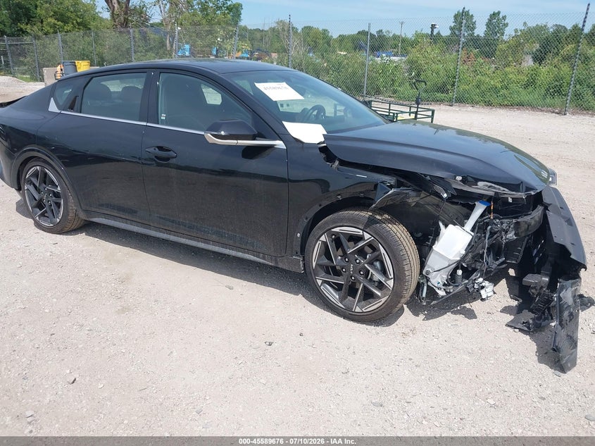 2025 Kia K4 VIN 3KPFW4DE6SE228133 IAAI salvage auction — FRONT & REAR, Salvage Title, sold $3,200 on 2026-08-21 (photo 1)
