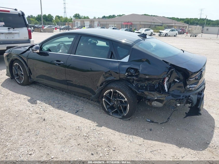 2025 Kia K4 VIN 3KPFW4DE6SE228133 IAAI salvage auction — FRONT & REAR, Salvage Title, sold $3,200 on 2026-08-21 (photo 3)