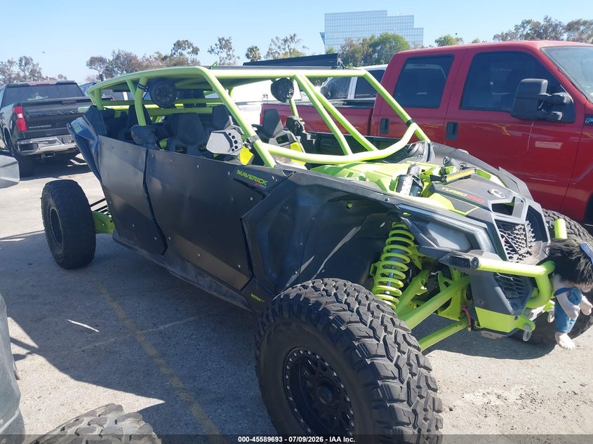 2021 Can-am/ brp Maverick VIN 3JBVAAV22MK000635 IAAI salvage auction — FRONT END, Salvage Title, sold $7,900 on 2026-09-24 (photo 1)