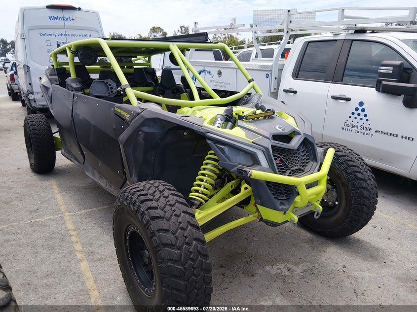2021 Can-am/ brp Maverick VIN 3JBVAAV22MK000635 IAAI salvage auction — FRONT END, Salvage Title, sold $7,100 on 2026-10-01 (photo 1)
