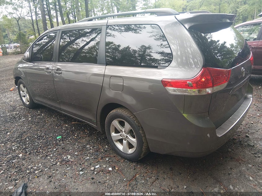 2012 Toyota Sienna VIN 5TDKK3DC7CS197257 IAAI salvage auction — FRONT END, Clear (Virginia), sold $25 on 2026-08-01 (photo 3)