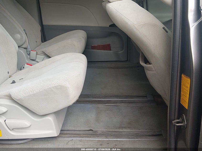 2012 Toyota Sienna VIN 5TDKK3DC7CS197257 IAAI salvage auction — FRONT END, Clear (Virginia), sold $25 on 2026-08-01 (photo 8)