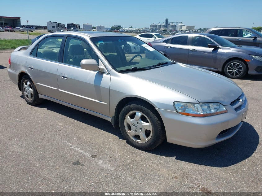 1999 Honda Accord VIN JHMCG5654XC029288 IAAI salvage auction — FRONT END, Parts Only Bos (Minnesota), sold $250 on 2026-07-20 (photo 1)
