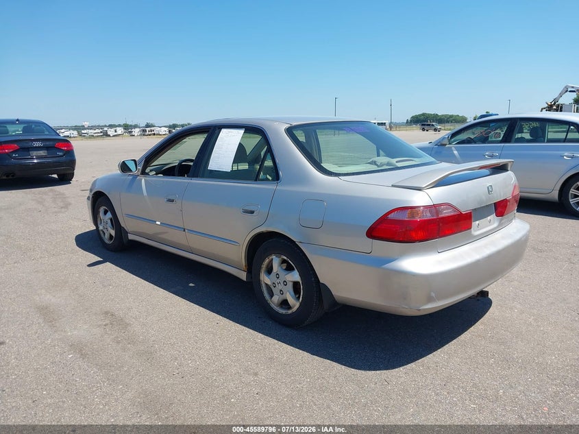 1999 Honda Accord VIN JHMCG5654XC029288 IAAI salvage auction — FRONT END, Parts Only Bos (Minnesota), sold $250 on 2026-07-20 (photo 3)