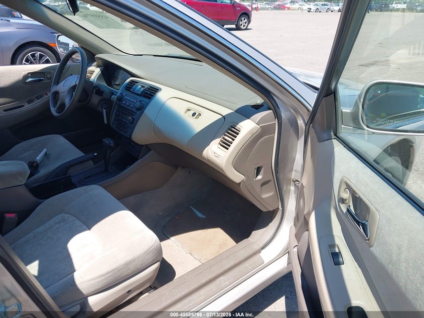 1999 Honda Accord VIN JHMCG5654XC029288 IAAI salvage auction — FRONT END, Parts Only Bos (Minnesota), sold $250 on 2026-07-20 (photo 5)