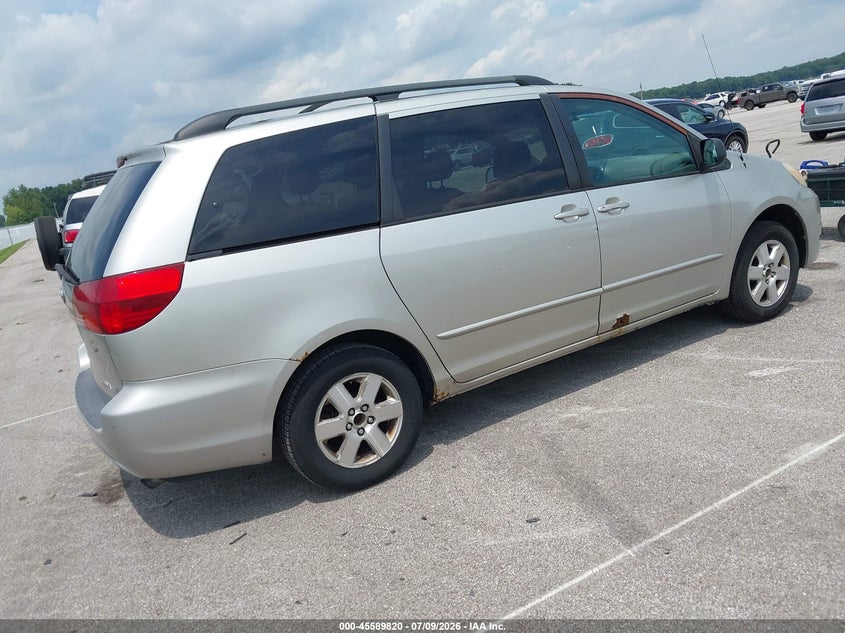 2004 Toyota Sienna VIN 5TDZA23C84S164301 IAAI salvage auction — NORMAL WEAR, Clear (Indiana), sold $675 on 2026-07-30 (photo 4)