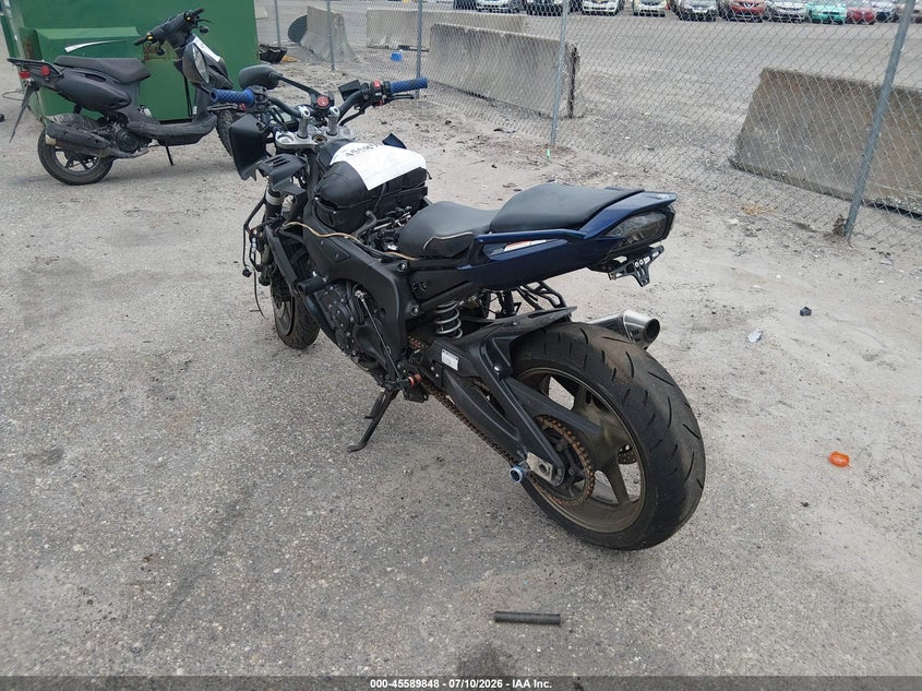 2009 Yamaha Fz1 VIN JYARN17E19A006408 IAAI salvage auction — FRONT END, Rebuildable (Florida), sold $25 on 2026-07-22 (photo 3)
