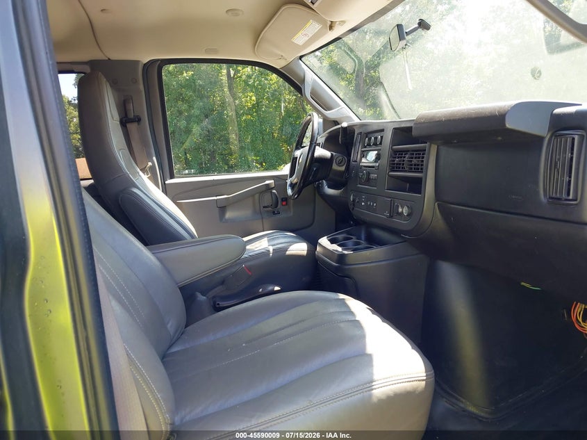 2016 Chevrolet Express 3500 VIN 1GAZGNFF6G1253302 IAAI salvage auction — NORMAL WEAR, Sf97 (South Carolina), sold $6,600 on 2026-09-09 (photo 5)
