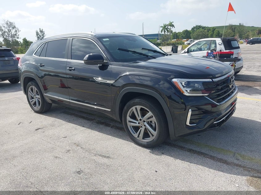2024 Volkswagen Atlas cross sport VIN 1V2AE2CA9RC217448 — IAAI salvage auction photo