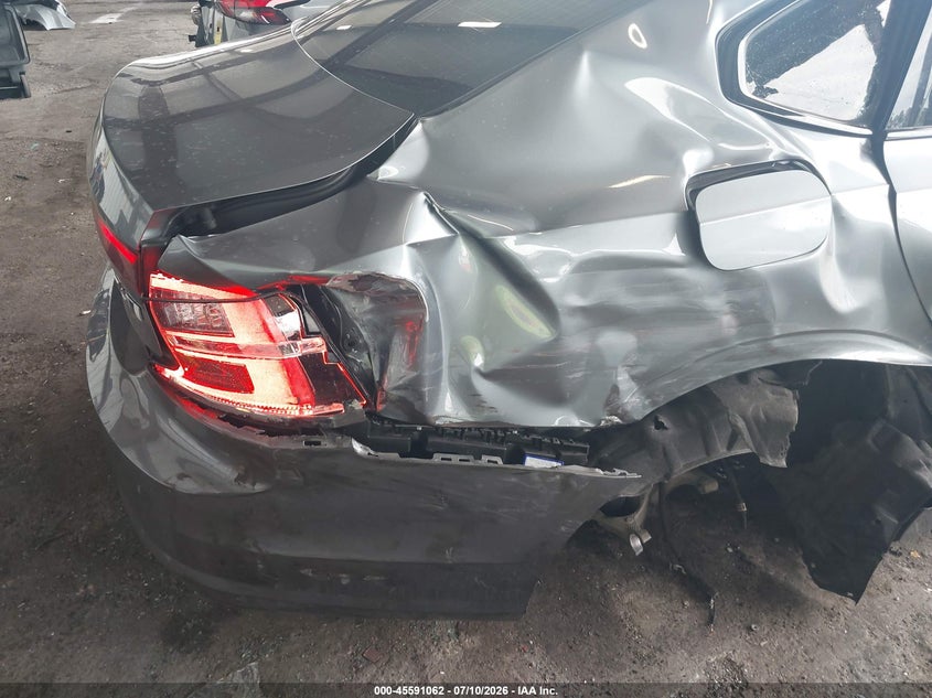 2020 Volvo S90 VIN LVYA22MT8LP154149 IAAI salvage auction — REAR END, Rebuildable (Florida), sold $2,650 on 2026-07-28 (photo 6)