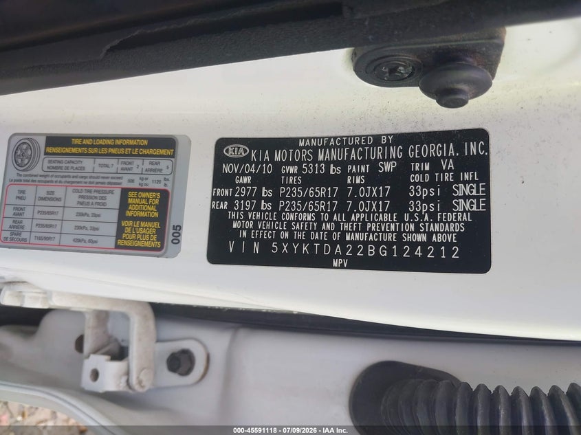 2011 Kia Sorento VIN 5XYKTDA22BG124212 IAAI salvage auction — NORMAL WEAR, Clear (Virginia), sold $1,400 on 2026-07-20 (photo 9)