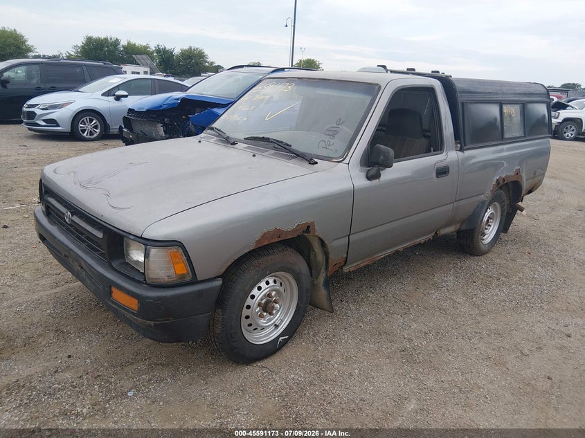 1994 Toyota Pickup VIN JT4RN81A4R5188200 IAAI salvage auction — NORMAL WEAR, Regular Certificate (Iowa), sold $400 on 2026-07-27 (photo 2)