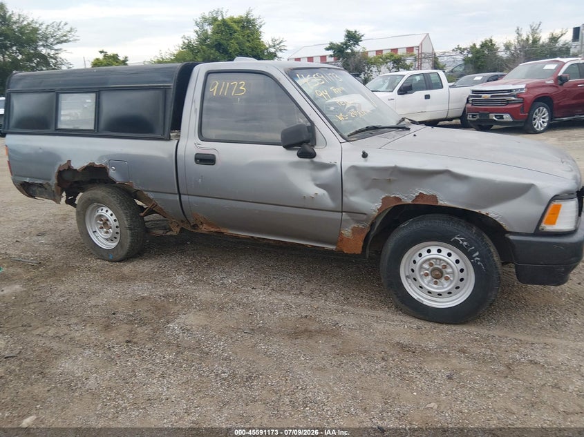 1994 Toyota Pickup VIN JT4RN81A4R5188200 IAAI salvage auction — NORMAL WEAR, Regular Certificate (Iowa), sold $400 on 2026-07-27 (photo 6)
