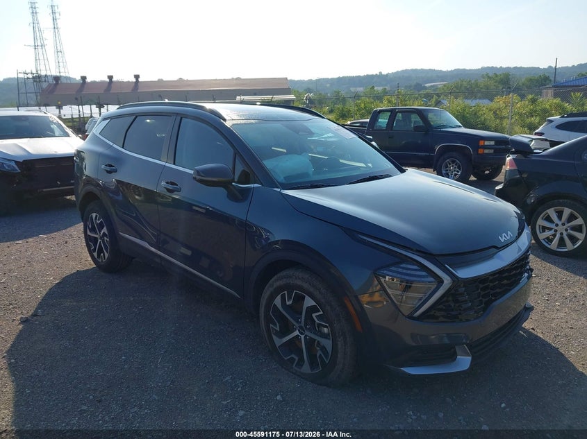 2025 Kia Sportage VIN KNDPVCDG3S7207632 IAAI salvage auction — LEFT FRONT, Salvage (Pennsylvania), sold $8,800 on 2026-07-28 (photo 1)