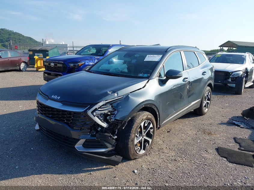 2025 Kia Sportage VIN KNDPVCDG3S7207632 IAAI salvage auction — LEFT FRONT, Salvage (Pennsylvania), sold $8,800 on 2026-07-28 (photo 2)