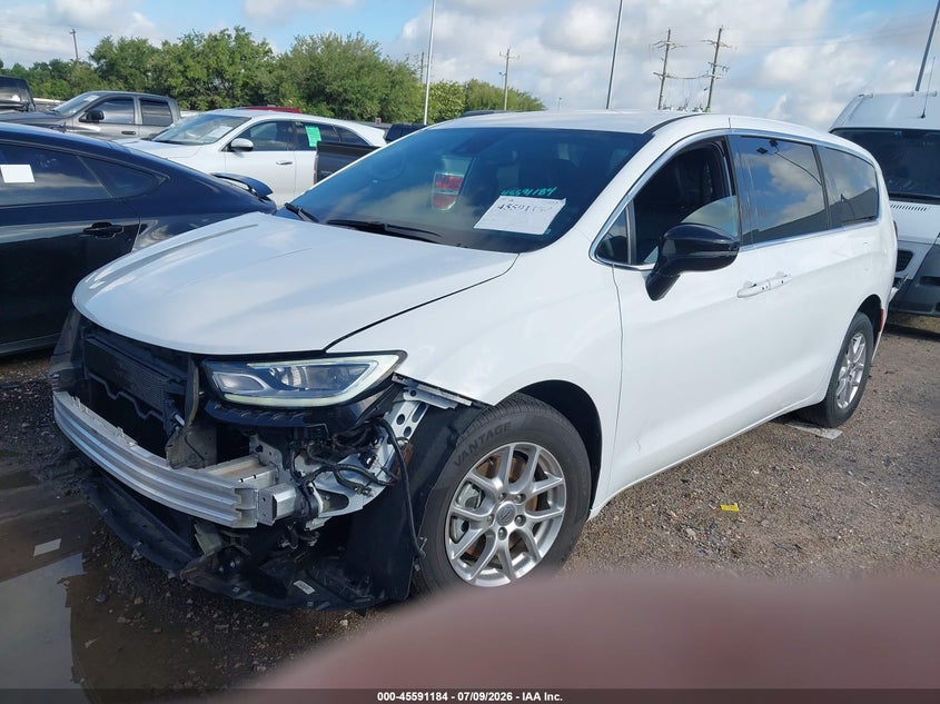 2025 Chrysler Pacifica VIN 2C4RC1BG8SR555611 IAAI salvage auction — SIDE, Enterprise Vehicles Clear Only (Florida), sold $9,600 on 2026-07-15 (photo 2)