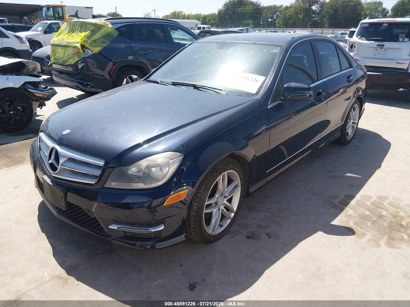 2013 Mercedes-benz C-klasse VIN WDDGF4HB1DA863261 IAAI salvage auction — NORMAL WEAR, Nrc Lienholder Repossession Paperwork (Texas), sold $375 on 2026-08-04 (photo 2)