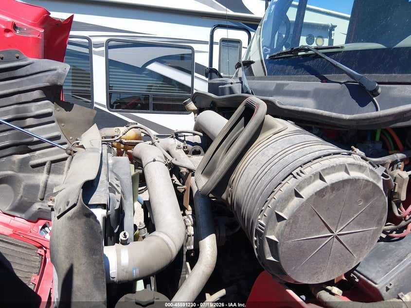 2007 International 8000 series VIN 1HSHXAHR07J469110 IAAI salvage auction — ALL OVER, Clear (Idaho), sold $25 on 2026-07-24 (photo 9)