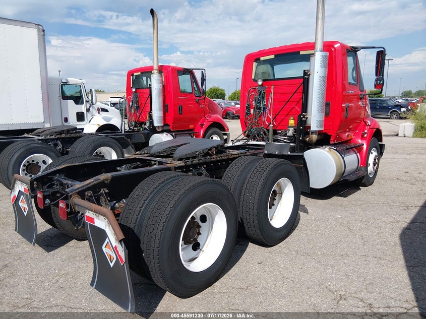 2007 International 8000 series VIN 1HSHXAHR07J469110 IAAI salvage auction — ALL OVER, Clear (Idaho), sold $25 on 2026-07-24 (photo 4)