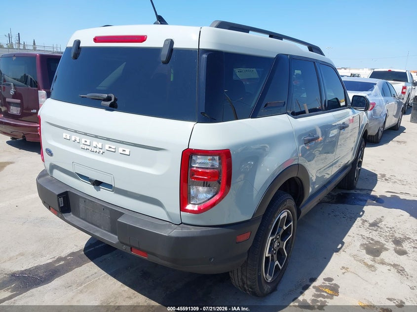 2022 Ford Bronco sport VIN 3FMCR9B67NRE35867 IAAI salvage auction — REAR END, Wait Title, sold $6,800 on 2026-08-30 (photo 4)