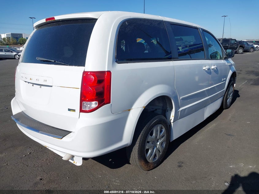 2017 Dodge Caravan VIN 2C4RDGBG7HR784211 IAAI salvage auction — SIDE, Salvage Title, sold $1,900 on 2026-08-14 (photo 4)