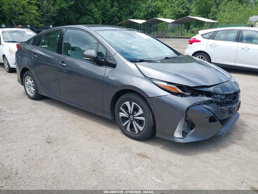 2017 Toyota Prius VIN JTDKARFP4H3002102 IAAI salvage auction — NORMAL WEAR, Salvage Title, sold $7,950 on 2026-07-14 (photo 1)