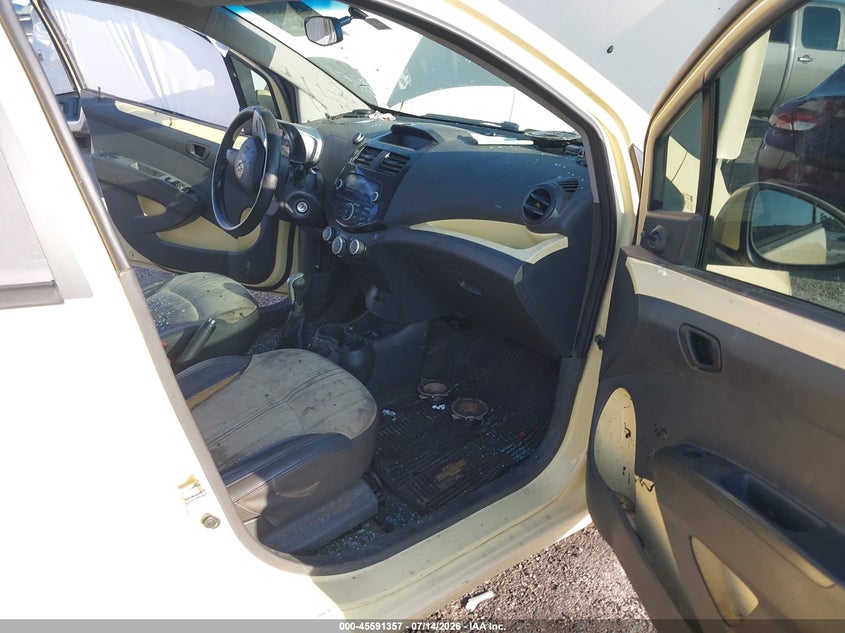 2014 Chevrolet Spark VIN KL8CA6S94EC402840 IAAI salvage auction — NORMAL WEAR, Clear - Public Restricted (Oklahoma), sold $375 on 2026-07-28 (photo 5)