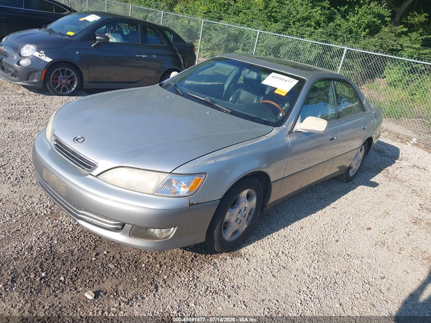 2000 Lexus Es 300 VIN JT8BF28G1Y5089899 IAAI salvage auction — NORMAL WEAR, Original (Ohio), sold $175 on 2026-07-21 (photo 2)