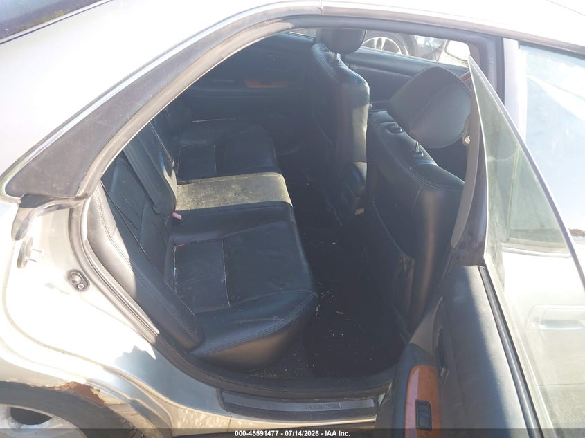 2000 Lexus Es 300 VIN JT8BF28G1Y5089899 IAAI salvage auction — NORMAL WEAR, Original (Ohio), sold $175 on 2026-07-21 (photo 8)