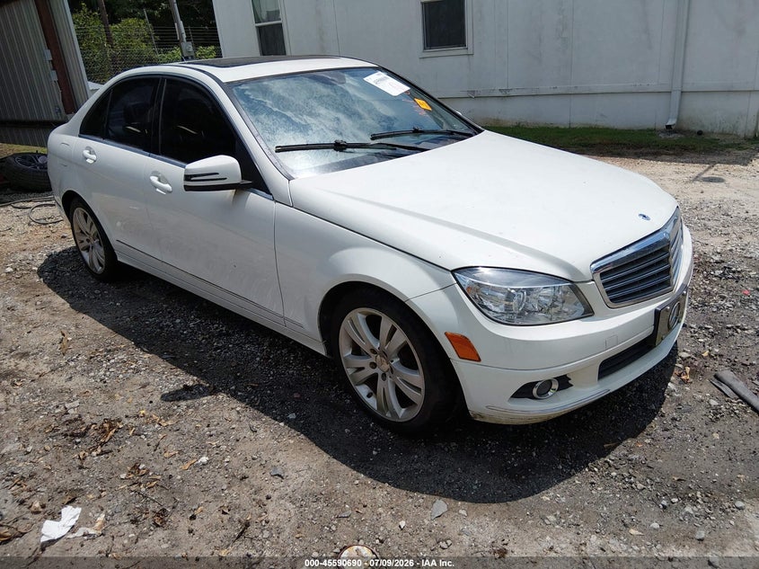 2010 Mercedes-benz C class VIN WDDGF8BB8AR126152 IAAI salvage auction — NORMAL WEAR, Clear (Florida), sold $450 on 2026-07-31 (photo 1)