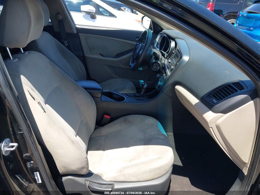 2014 Kia Optima VIN 5XXGM4A77EG321755 IAAI salvage auction — NORMAL WEAR, Salvage Title - Dealer (California), sold $1,025 on 2026-07-29 (photo 5)