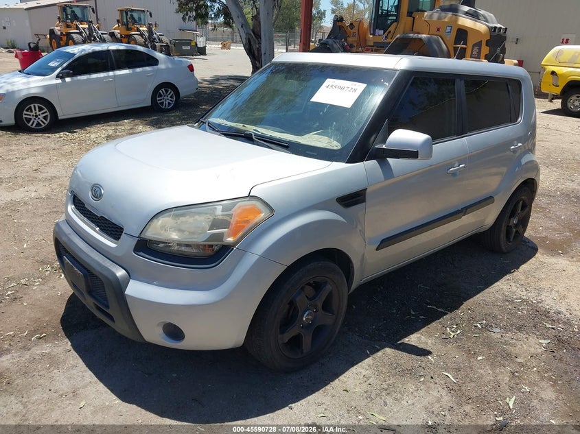 2011 Kia Soul VIN KNDJT2A22B7268050 IAAI salvage auction — NORMAL WEAR, Clear - Dealer Only (California), sold $850 on 2026-07-14 (photo 2)