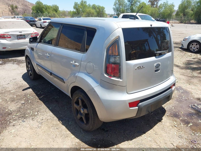 2011 Kia Soul VIN KNDJT2A22B7268050 IAAI salvage auction — NORMAL WEAR, Clear - Dealer Only (California), sold $850 on 2026-07-14 (photo 3)