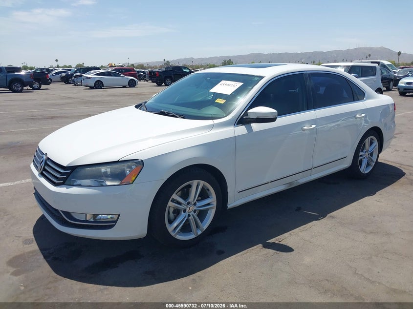 2015 Volkswagen Passat VIN 1VWBT7A33FC039610 IAAI salvage auction — RIGHT FRONT, Salvage Title, sold $2,000 on 2026-07-20 (photo 2)