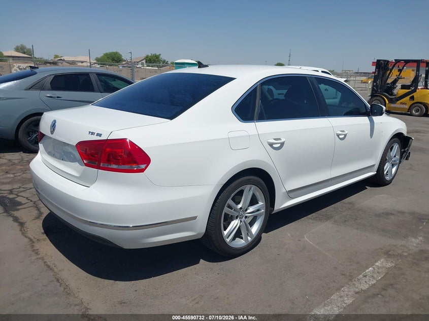 2015 Volkswagen Passat VIN 1VWBT7A33FC039610 IAAI salvage auction — RIGHT FRONT, Salvage Title, sold $2,000 on 2026-07-20 (photo 4)