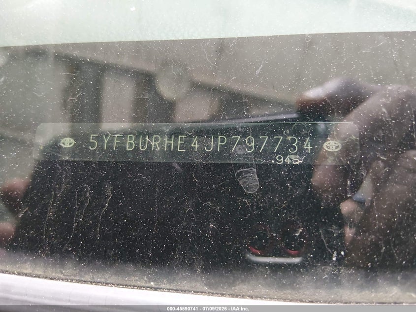 2018 Toyota Corolla VIN 5YFBURHE4JP797734 IAAI salvage auction — SIDE, Rebuildable (Florida), sold $2,500 on 2026-08-02 (photo 9)