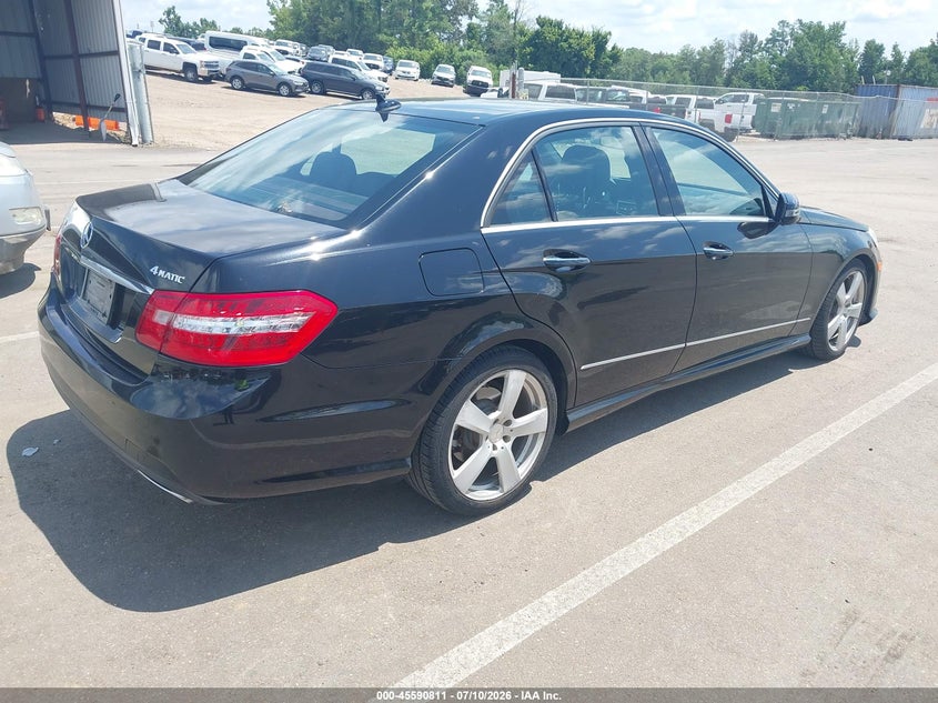 2010 Mercedes-benz E-class VIN WDDHF8HBXAA124767 IAAI salvage auction — NORMAL WEAR, Clear (Mississippi), sold $1,800 on 2026-07-30 (photo 4)