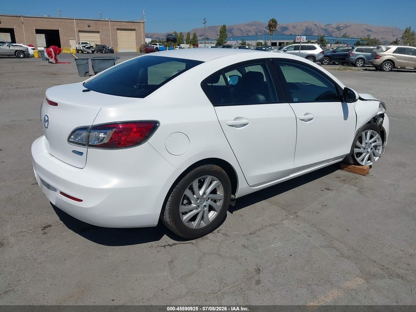 2012 Mazda 3 VIN JM1BL1W85C1575454 IAAI salvage auction — RIGHT FRONT, Salvage Title, sold $900 on 2026-07-31 (photo 4)
