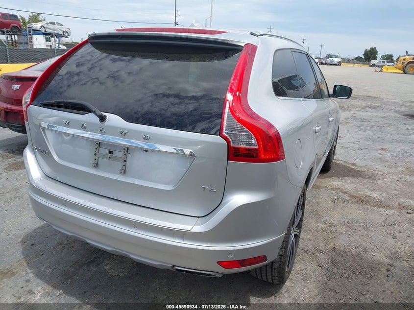 2016 Volvo Xc60 VIN YV449MDM0G2778872 IAAI salvage auction — THEFT, Salvage Title, sold $1,600 on 2026-07-30 (photo 4)