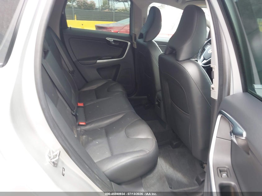 2016 Volvo Xc60 VIN YV449MDM0G2778872 IAAI salvage auction — THEFT, Salvage Title, sold $1,600 on 2026-07-30 (photo 8)