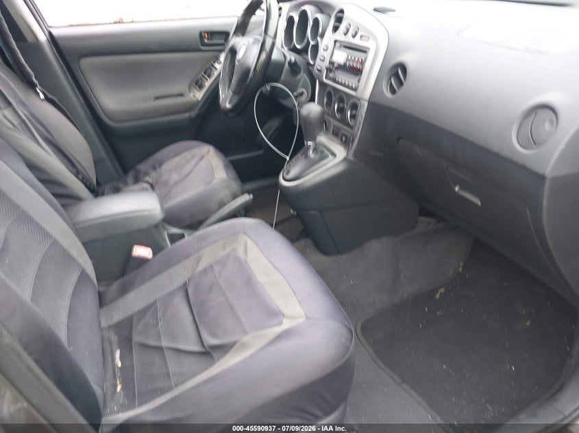 2005 Pontiac Vibe VIN 5Y2SL63895Z416653 IAAI salvage auction — NORMAL WEAR, Clear (New York), sold $500 on 2026-07-28 (photo 5)