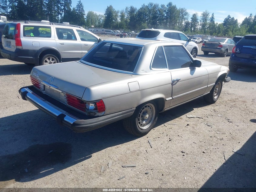 1985 Mercedes-benz 380 VIN WDBBA45C7FA033787 IAAI salvage auction — NORMAL WEAR, Clear (Washington), sold $525 on 2026-07-29 (photo 4)