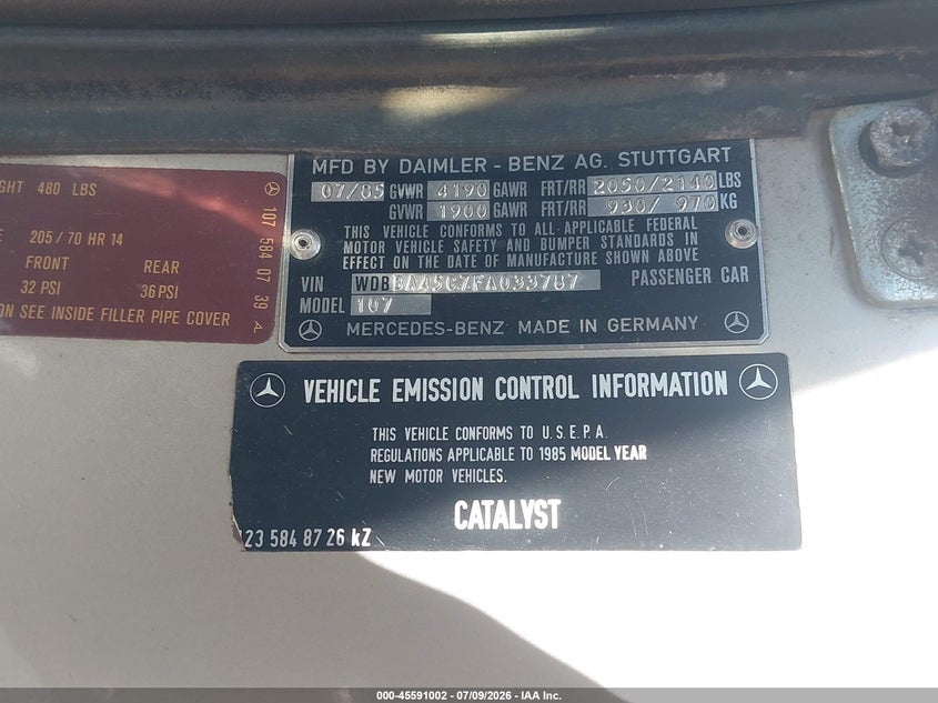 1985 Mercedes-benz 380 VIN WDBBA45C7FA033787 IAAI salvage auction — NORMAL WEAR, Clear (Washington), sold $525 on 2026-07-29 (photo 9)