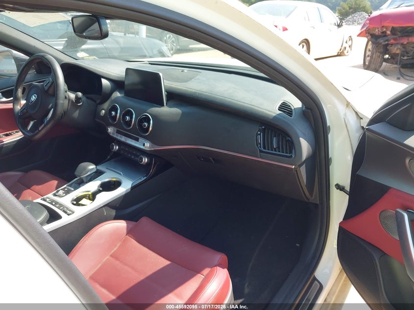 2020 Kia Stinger VIN KNAE55LC8L6075764 IAAI salvage auction — NORMAL WEAR, Salvage Rebuilt (North Carolina), sold $5,450 on 2026-07-30 (photo 5)