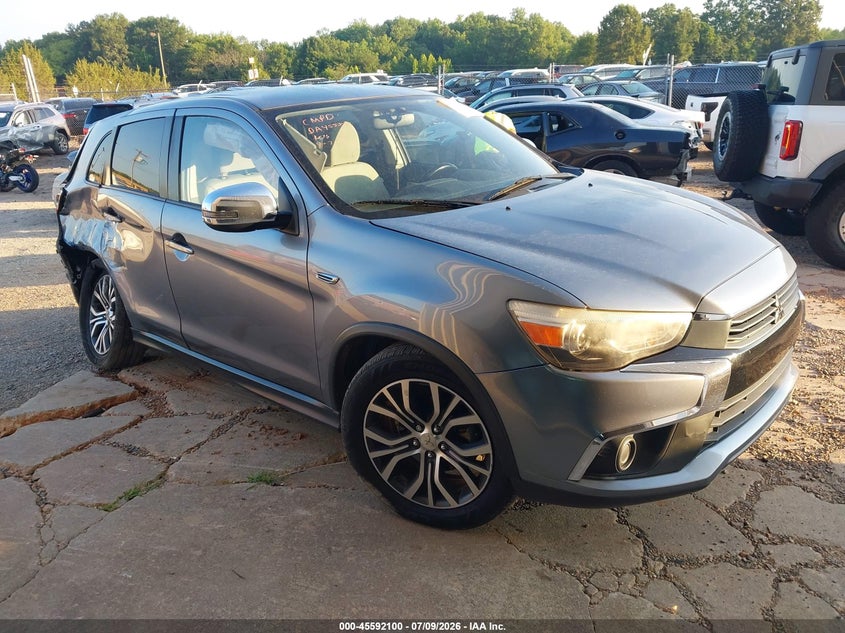2017 Mitsubishi Outlander VIN JA4AP3AU9HZ063358 IAAI salvage auction — SIDE, Wait Title, sold $1,175 on 2026-09-07 (photo 1)
