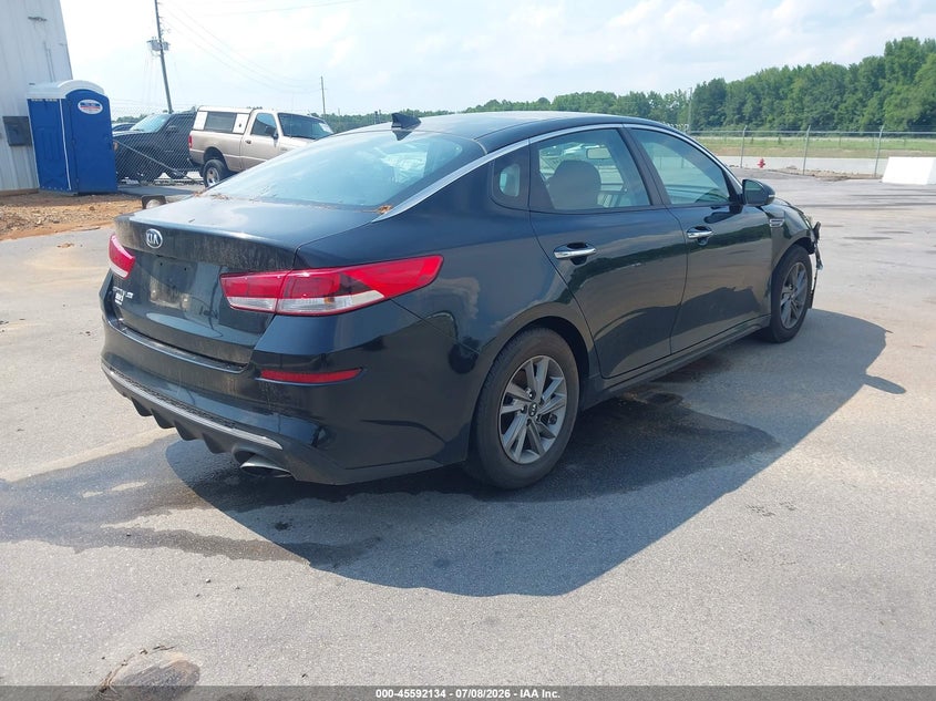 2019 Kia Optima VIN 5XXGT4L37KG363559 IAAI salvage auction — RIGHT FRONT, Salvage Title, sold $500 on 2026-07-16 (photo 4)