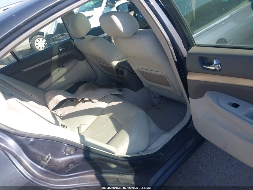 2011 Infiniti G37 VIN JN1CV6AR6BM352965 IAAI salvage auction — NORMAL WEAR, Clear (Colorado), sold $1,025 on 2026-08-01 (photo 8)