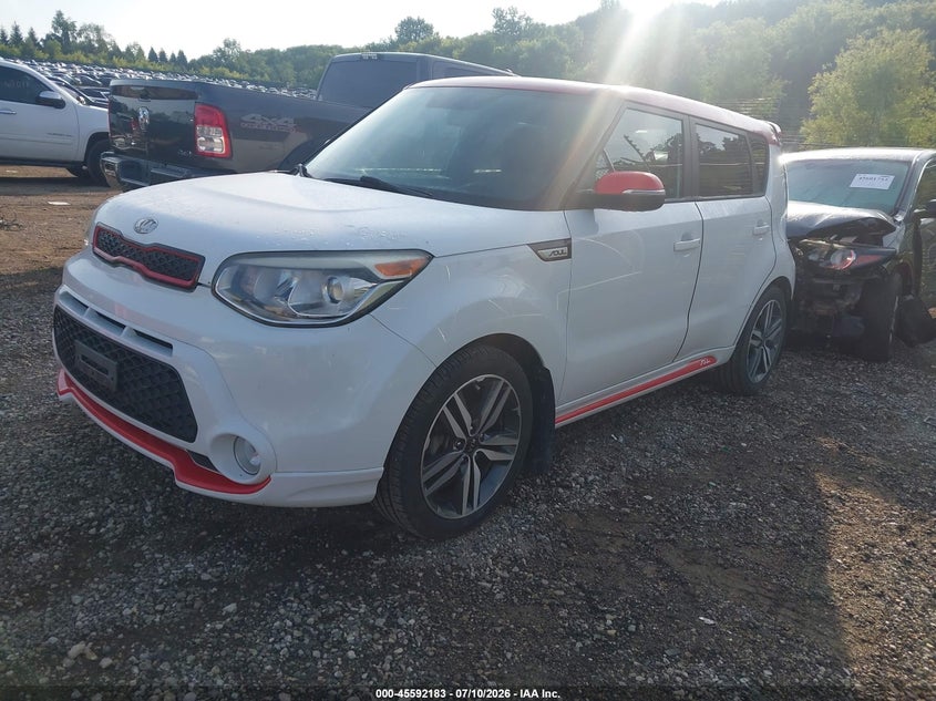 2014 Kia Soul VIN KNDJP3A52E7031017 IAAI salvage auction — NORMAL WEAR, Clear (Illinois), sold $1,300 on 2026-07-15 (photo 2)