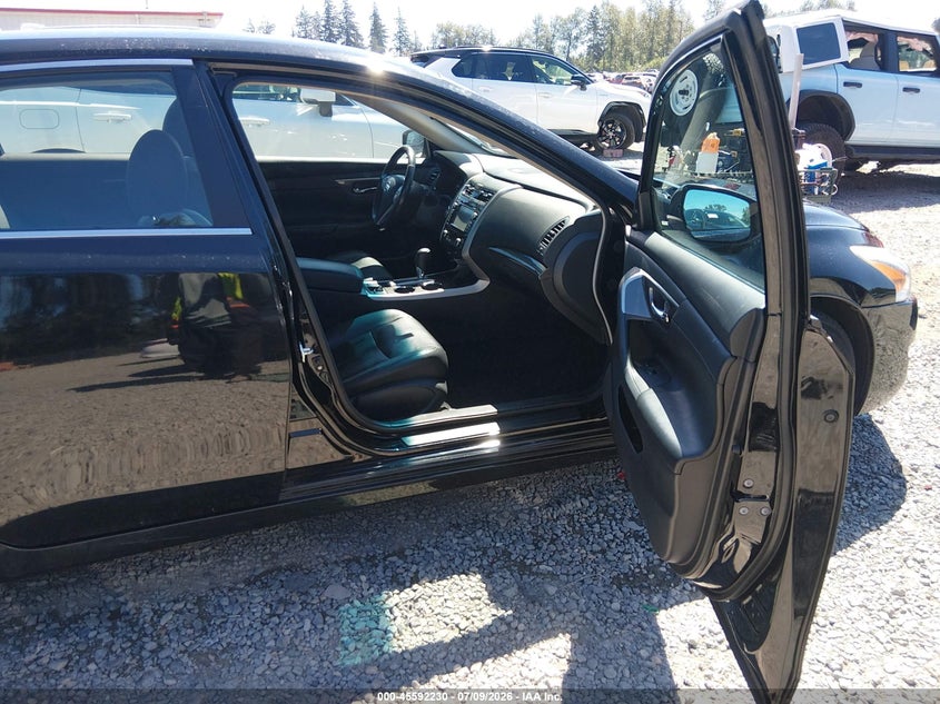 2013 Nissan Altima VIN 1N4AL3AP8DN444055 IAAI salvage auction — LEFT FRONT, Bill Of Sale (Washington), sold $1,050 on 2026-07-30 (photo 5)